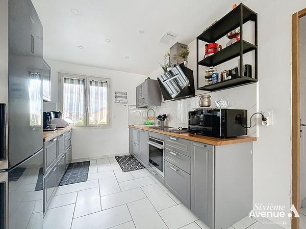 Maison 8 pièces 194 m2