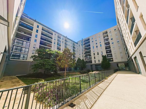 Marseille (13010) La Capelette Appartement T2 38 m² avec Terrasse 6 m² 13010 Marseille