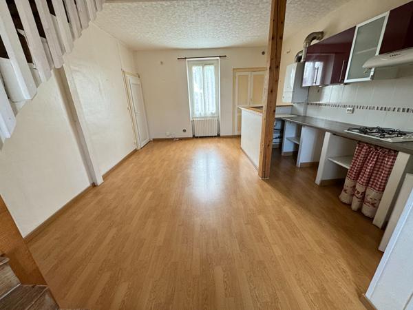 Immeuble 3 pièces 94.35 m2