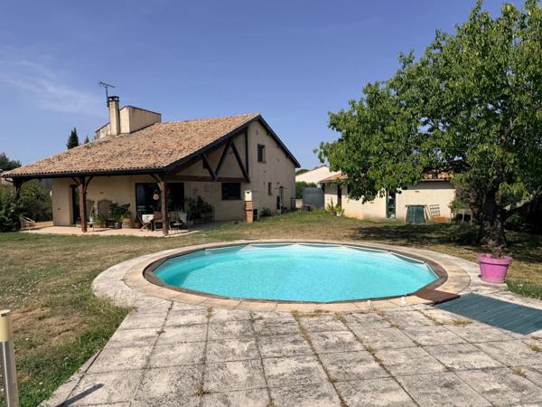 Maison 120 m² – 4 chambres – Séjour cathédrale – Piscine – Terrain 1 300 m²