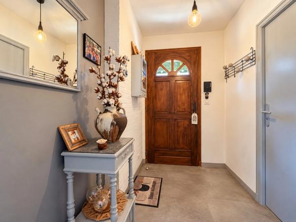 Maison 120 m² – 4 chambres – Séjour cathédrale – Piscine – Terrain 1 300 m²