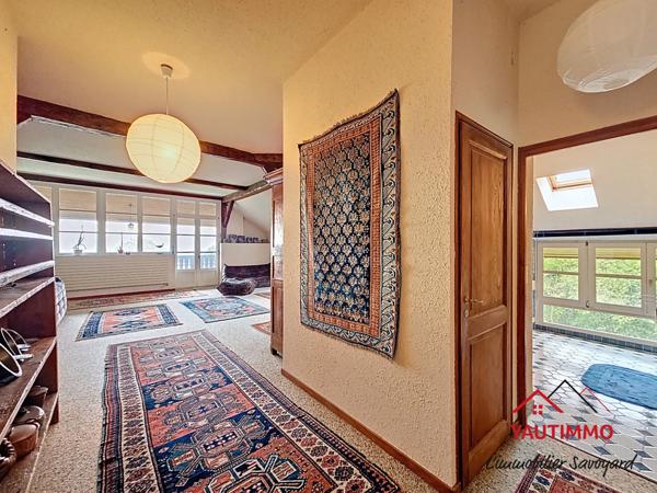 Lucinges (74380) Maison de caractère 200 m² sur grand terrain constructible à Lucinges, proche Genève