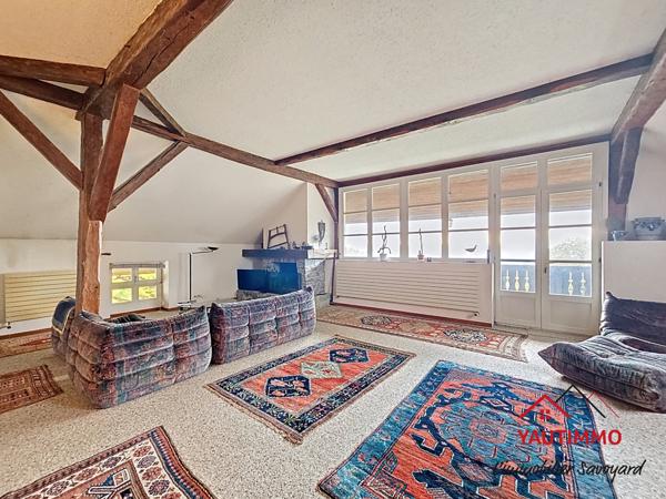 Lucinges (74380) Maison de caractère 200 m² sur grand terrain constructible à Lucinges, proche Genève