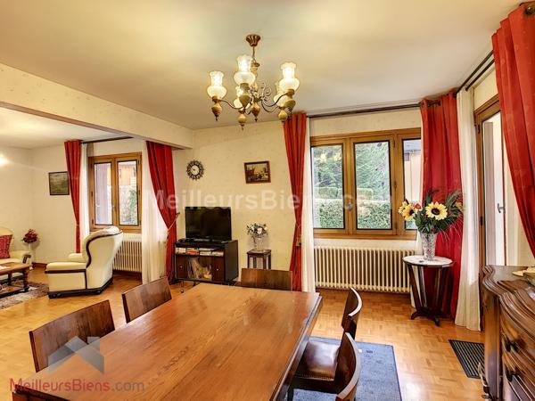 Maison de village au calme avec du potentiel