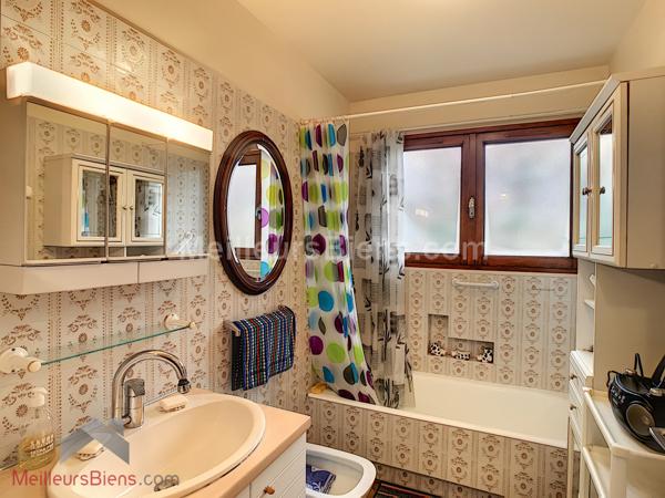 Maison de village au calme avec du potentiel