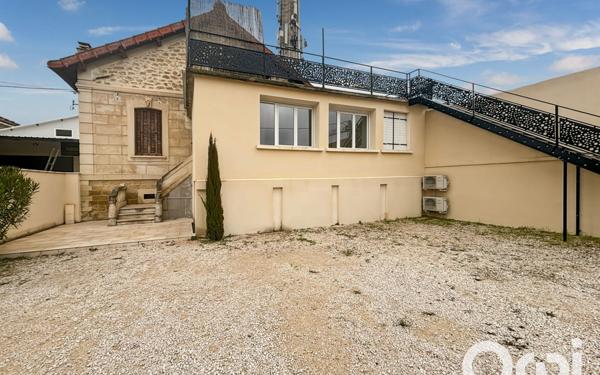Maison à vendre    11 pièces • 265,33 m2 Sarrians