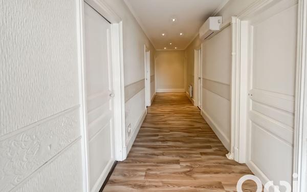 Maison à vendre    11 pièces • 265,33 m2 Sarrians
