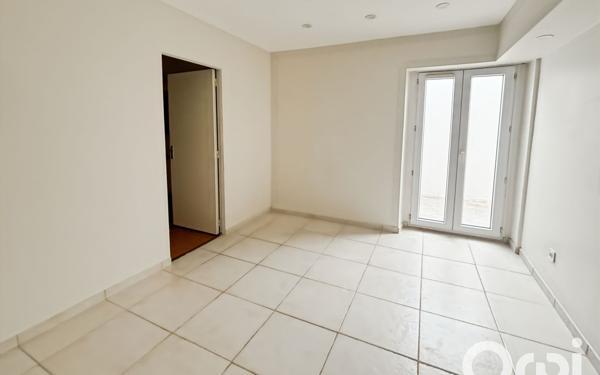 Maison à vendre    11 pièces • 265,33 m2 Sarrians