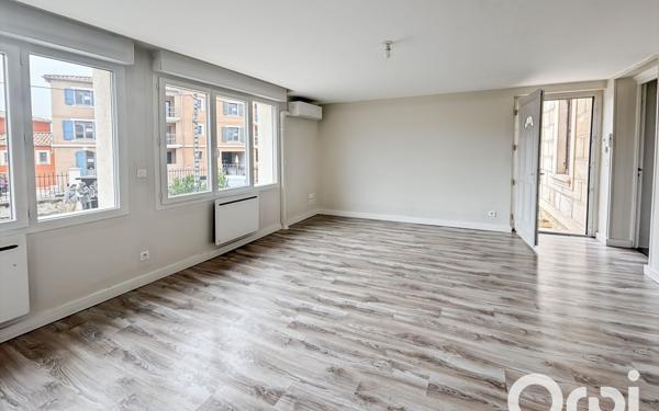 Maison à vendre    11 pièces • 265,33 m2 Sarrians