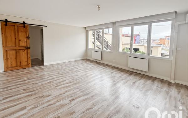 Maison à vendre    11 pièces • 265,33 m2 Sarrians