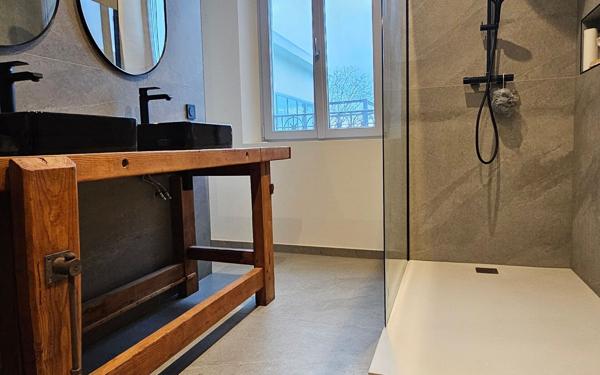 Maison à vendre    8 pièces • 245 m2 Ormes