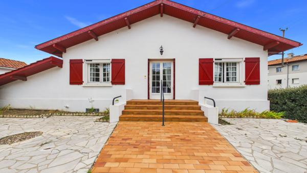 Anglet Montbrun - Maison de 117 m² sur un terrain de 508 m² Anglet