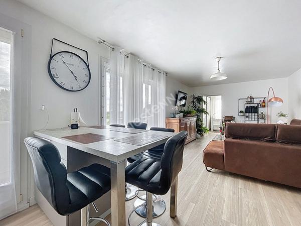 Appartement 3 chambres + bureau - Rezé La Houssais