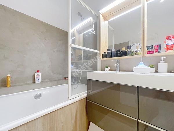 Appartement 3 chambres + bureau - Rezé La Houssais