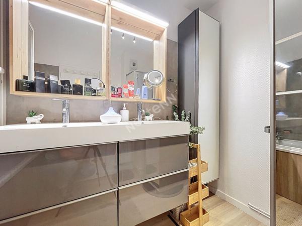 Appartement 3 chambres + bureau - Rezé La Houssais