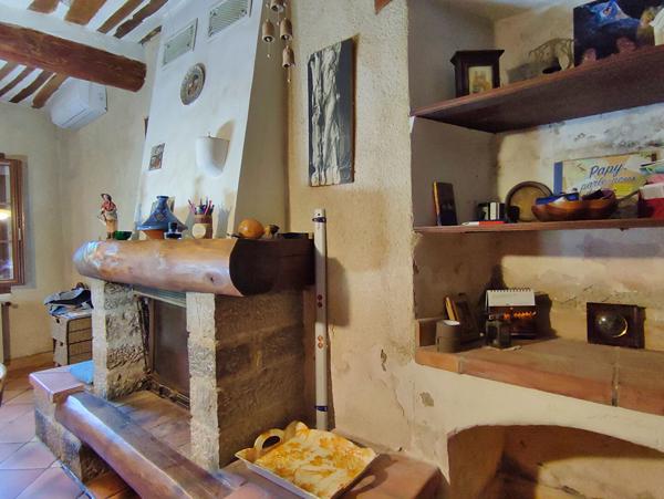 Vers Anduze, propriété de caractère avec fort potentiel Anduze