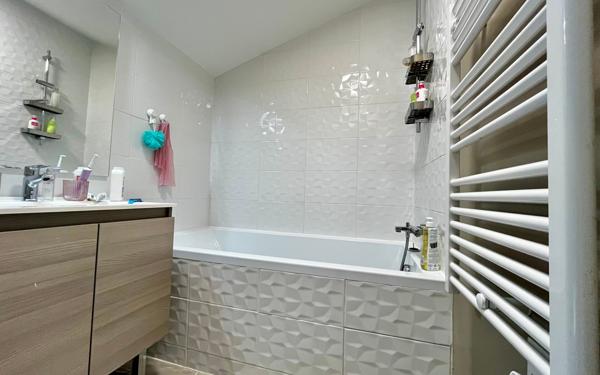 Maison à vendre    4 pièces •  Istres