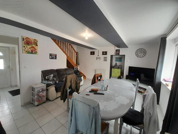 Immeuble à vendre à Assé-le-Bérenger en Mayenne (53600), ref : 53018-1793