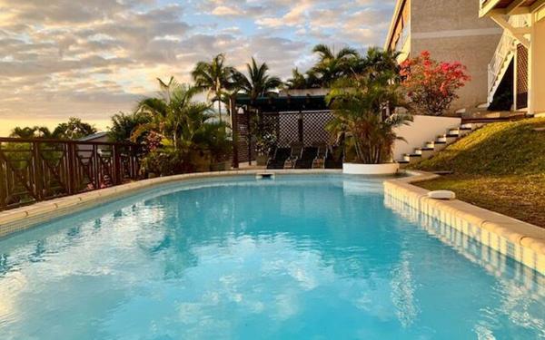 Maison à vendre    5 pièces •  Saint-Paul