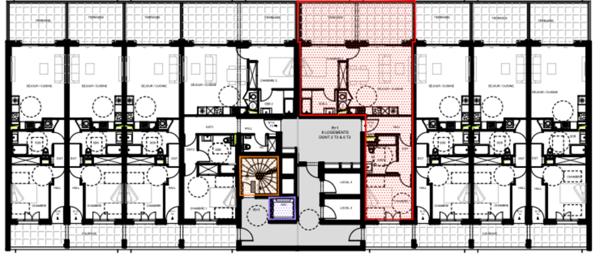 PIETROSELLA (Corse) : A vendre appartement T2 avec terrasse, à 20m de la plage.