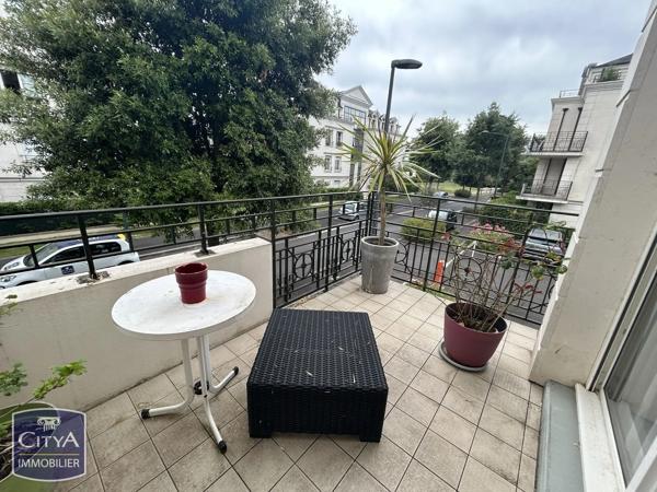 Appartement à vendre 4 pièces 100m² Saint-Cyr-sur-Loire (37540)