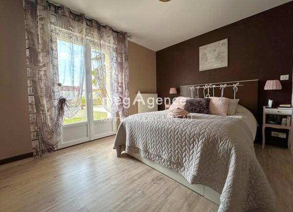 Maison à CHATELLERAULT, 86100 - 6 pièces 138m²