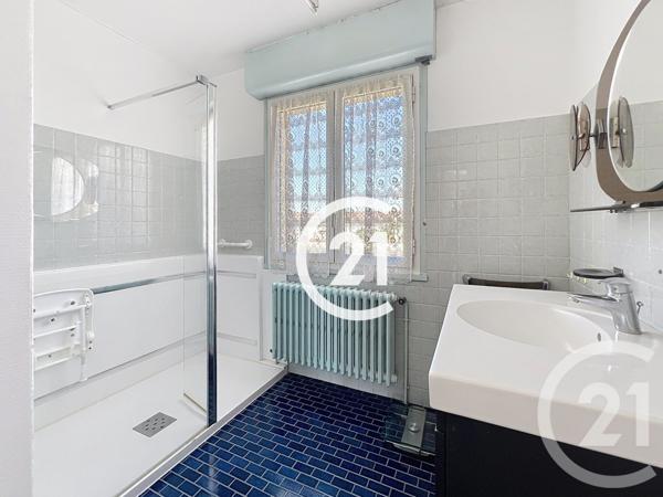 Maison à vendre  6 pièces - 126,50 m2 MERPINS - 16