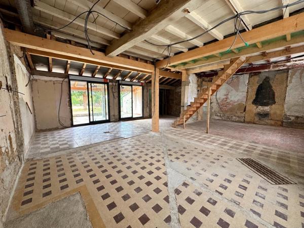 Maison de ville avec jardin – 105 m² – Beau potentiel