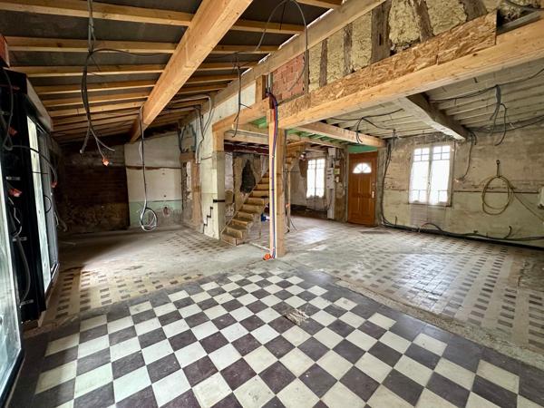 Maison de ville avec jardin – 105 m² – Beau potentiel