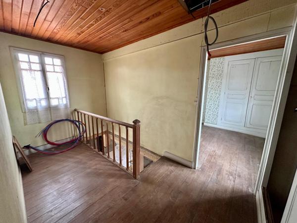 Maison de ville avec jardin – 105 m² – Beau potentiel