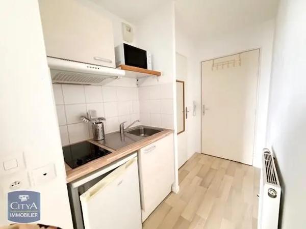 Appartement à louer 1 pièce 19.54m² Tours (37000)