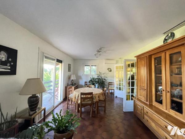 VIAGER OCCUPE A LODEVE VILLA + TERRAIN