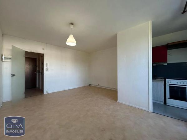 Appartement à louer 1 pièce 29.2m² Chambray-lès-Tours (37170)