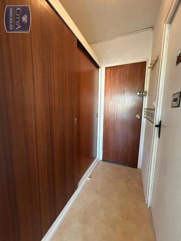 Appartement à louer 1 pièce 29.2m² Chambray-lès-Tours (37170)