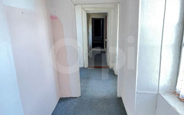 Maison à vendre    6 pièces •  Ecquevilly