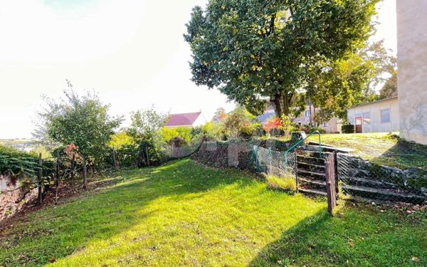 Maison à vendre    6 pièces •  Ecquevilly