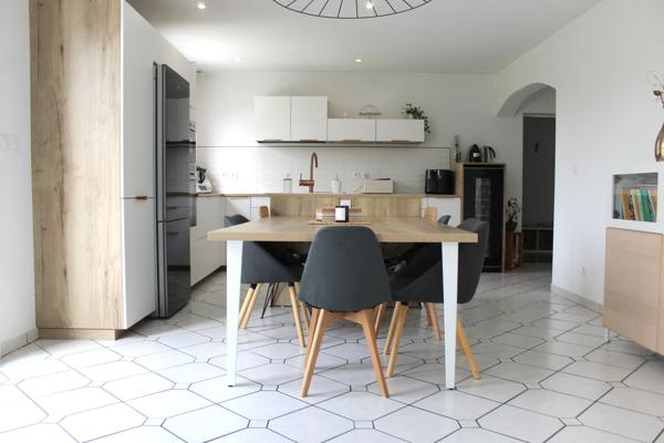 Cours-les-Barres (18320) Pavillon moderne de 190 m² 4 chambres