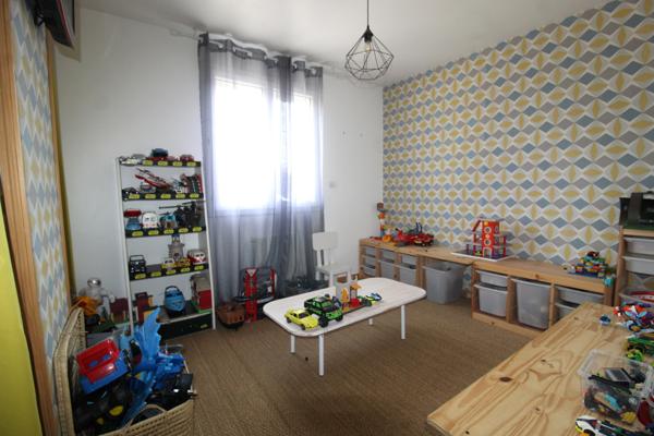 Cours-les-Barres (18320) Pavillon moderne de 190 m² 4 chambres