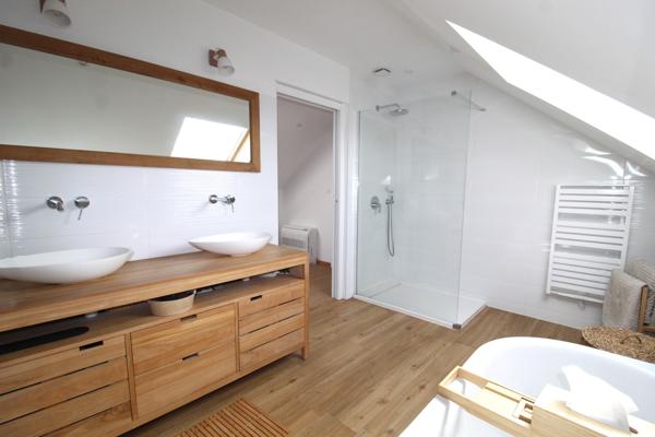 Cours-les-Barres (18320) Pavillon moderne de 190 m² 4 chambres