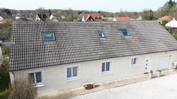 Cours-les-Barres (18320) Pavillon moderne de 190 m² 4 chambres