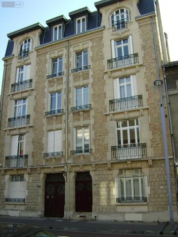 Appartement à louer à Reims dans la Marne (51100), ref : GAM