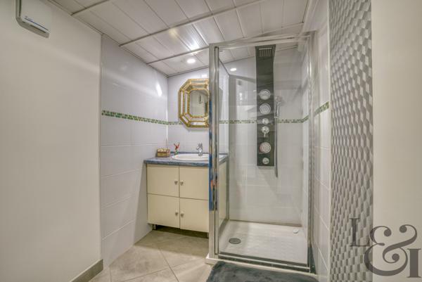 Maison de ville proche de tous commerces à Sainte-Livrade-sur-Lot (47)