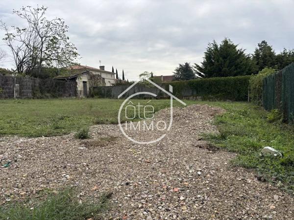 Castillon la Bataille : Terrain constructible