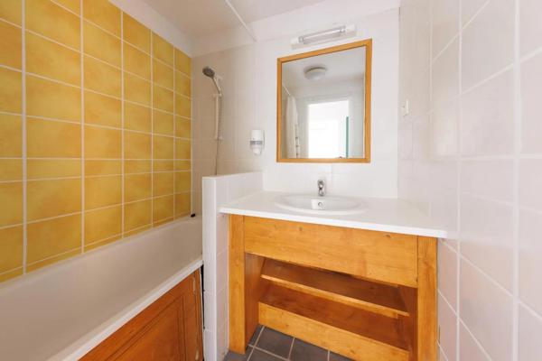 Appartement à vendre 2 pièces 30.69m² Besse-et-Saint-Anastaise (63610)