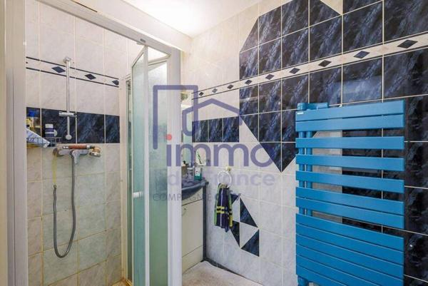 Appartement 2 pièces                                        - 38000 Grenoble Réf : 21779-IMMODEFRANCE69