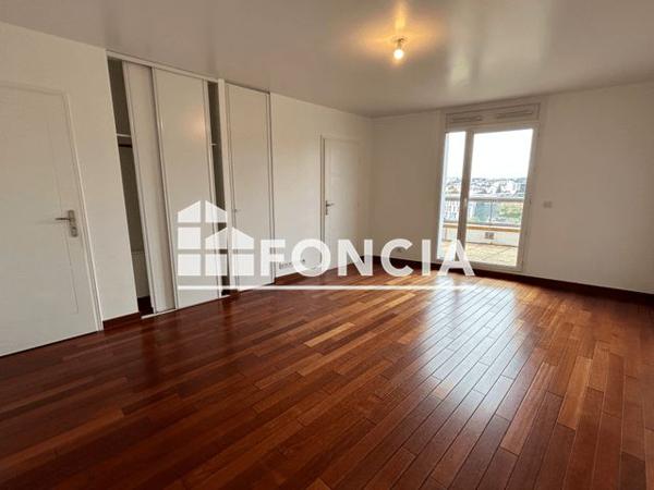 Location Studio 32.1 m² - 81/83 PROMENADE DU VERGER Issy Les Moulineaux 92130