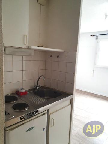 Location appartement Nantes : 357 € - AJP Immobilier Nantes Est