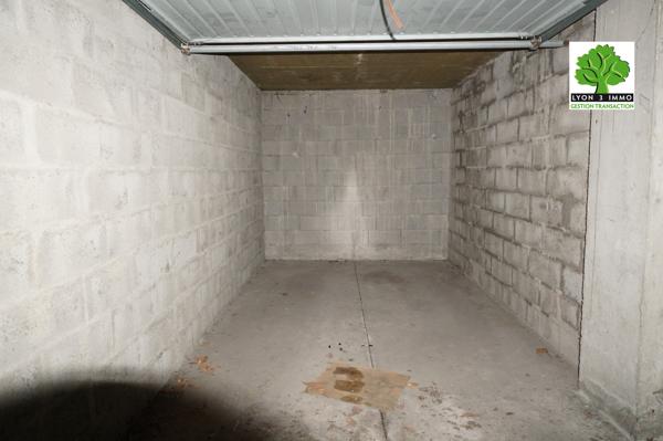 Grange Blanche Montchat , garage en sous sol dans copropriété sécurisée