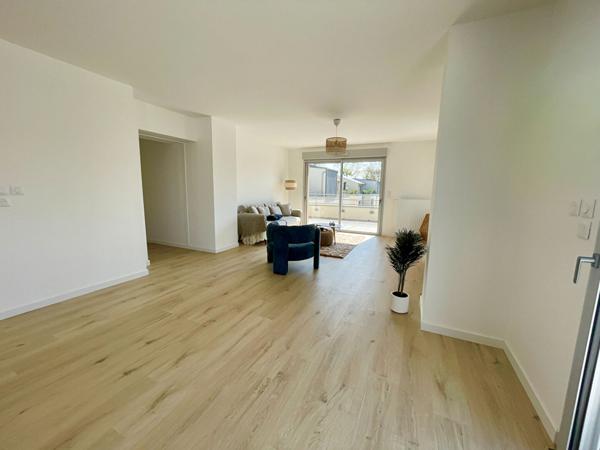 Appartement Neuf- 4 pièces + Terrasse + 2 parkings