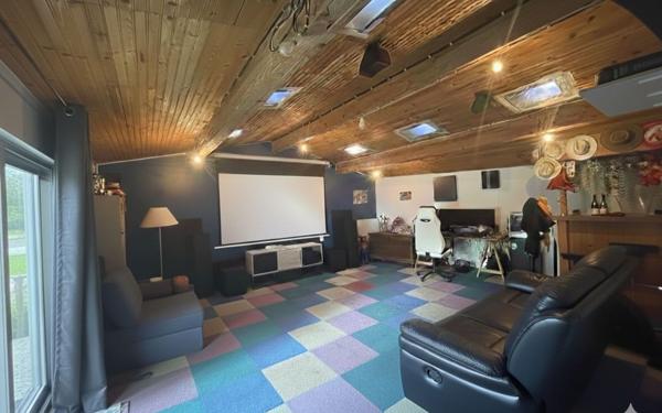 Maison à vendre    6 pièces • 235 m2 Pau